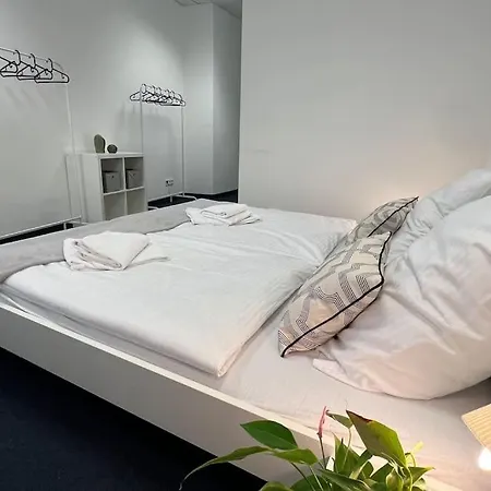 Beckhomes- New, Unique For 16 People Apartment *