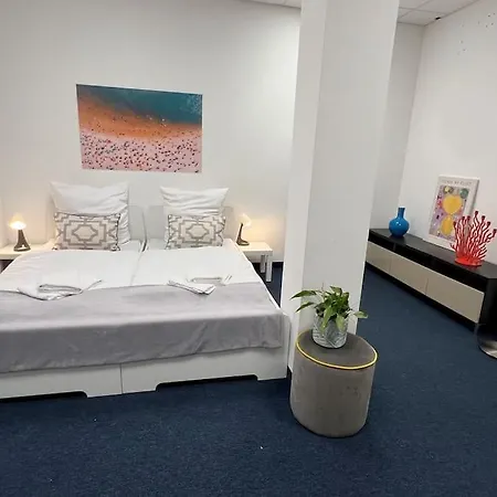Beckhomes- New, Unique For 16 People