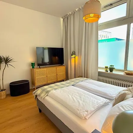 Apartmán Beckhomes Munich- Large 210 Sqm Apartment- 7 Bedroom 6baths, 3 Kitchens, Up To 18 Guests Mnichov