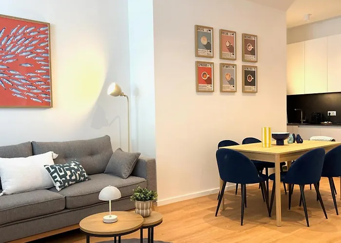 アパート Beckhomes Munich- Large 210 Sqm Apartment- 7 Bedroom 6baths, 3 Kitchens, Up To 18 Guests
