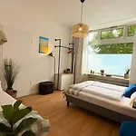 Beckhomes Munich- Large 210 Sqm Apartment- 7 Br, 6baths, 3 Kitchens, Up To 18 Guests Apartment München